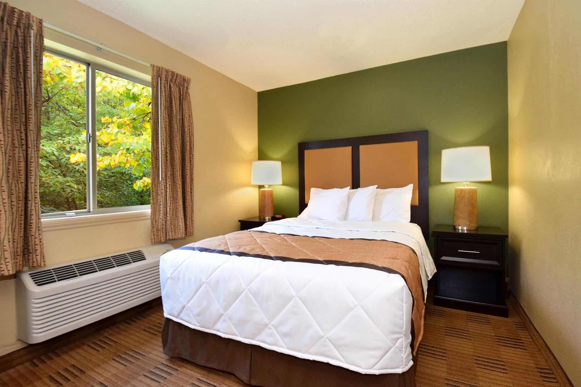 Extended Stay America Select Suites - Indianapolis - North - Кармел Екстериор снимка