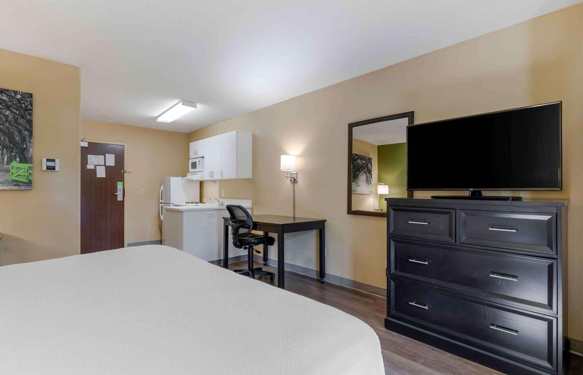 Extended Stay America Select Suites - Indianapolis - North - Кармел Екстериор снимка
