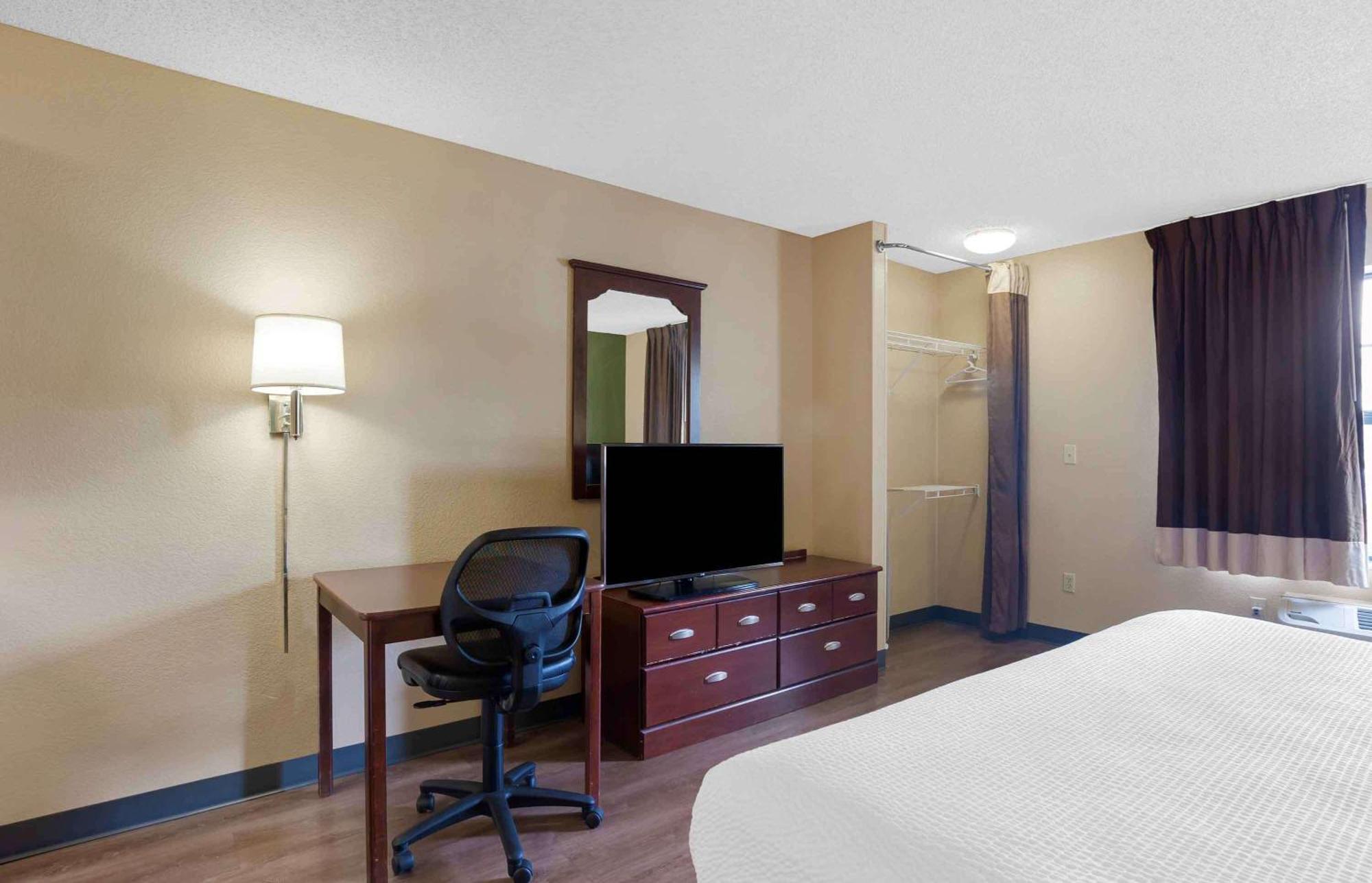 Extended Stay America Select Suites - Indianapolis - North - Кармел Екстериор снимка